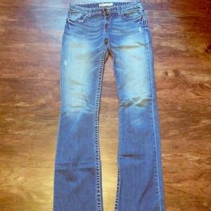 ✨SALE✨{Buckle} BKE Kate Boot Jeans